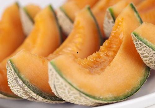 哈密瓜胃疼可以吃吗,哈密瓜胃疼患者适宜食用指南