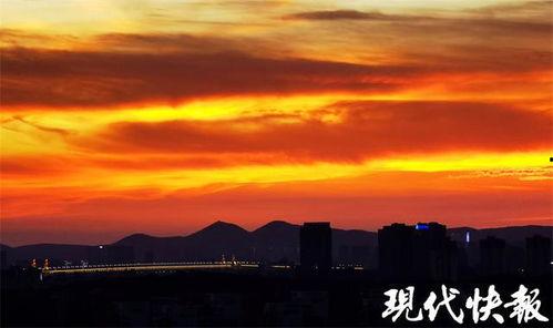 勉县日落计划吃瓜,瓜果飘香，共享田园时光