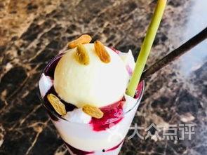 碧水蓝山吃瓜,揭秘吃瓜背后的故事与趣味