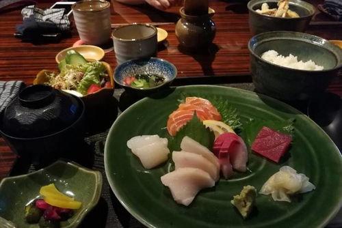 酒店打工吃瓜,揭秘幕后吃瓜日常