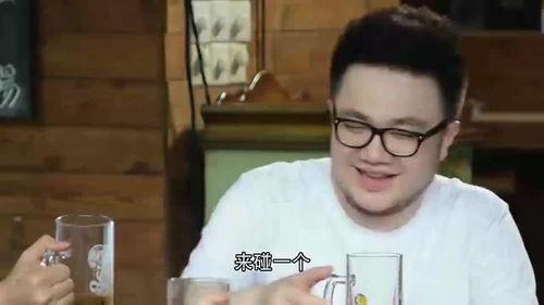 吃瓜路人的搞笑视频,吃瓜路人搞笑视频集锦，笑料百出，欢乐无限