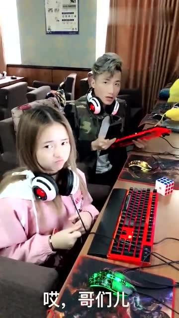 直播吃瓜妈妈,揭秘网络直播界的育儿新风尚  第3张