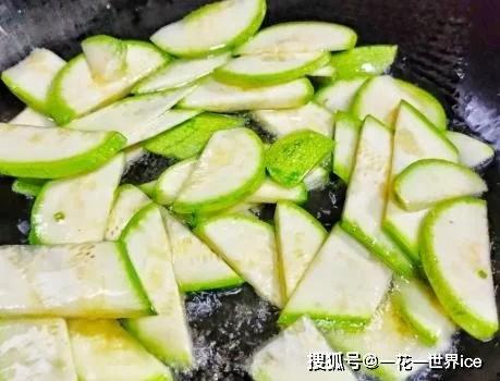 角瓜能晒干吃,角瓜的晒制与食用新体验  第2张