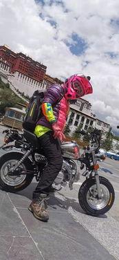 女骑士吃瓜,一场甜蜜的冒险之旅  第2张