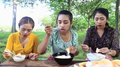 社畜三姐妹吃瓜  第3张