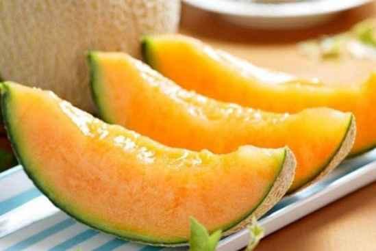 喉咙有痰可以吃哈密瓜不,缓解不适  第3张