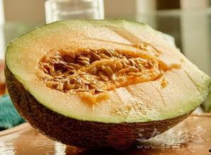 孕妇早期吃哈密瓜,营养美味，助力母婴健康