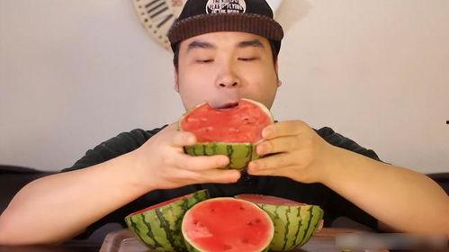 吃瓜搞笑社,揭秘娱乐圈幕后趣事，带你笑翻全场！