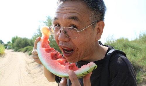 吃瓜动作哪里领,揭秘“哪里领”背后的吃瓜奥秘  第3张