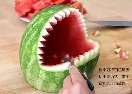 泡泡 吃瓜,揭秘网络舆论场的双刃剑效应 第3张 泡泡 吃瓜,揭秘网络舆论场的双刃剑效应 第3张
