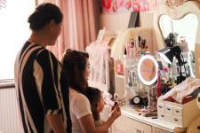 90后夫妻吃瓜比赛,趣味横生上演“瓜王争霸”  第3张